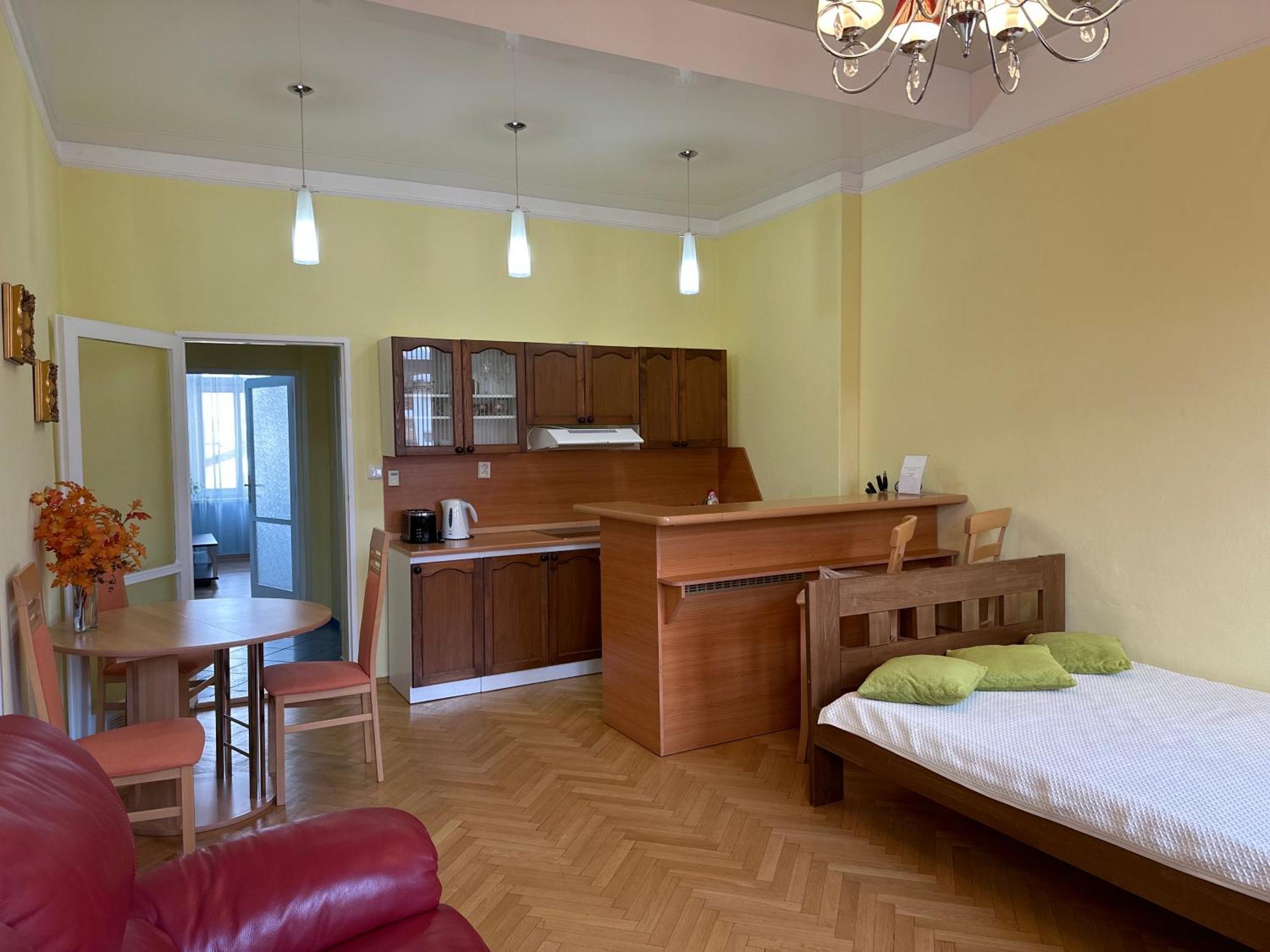 Svahova 986/6 Karlovy Vary